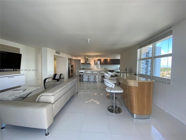 Building Photo - 1401 S Ocean Dr