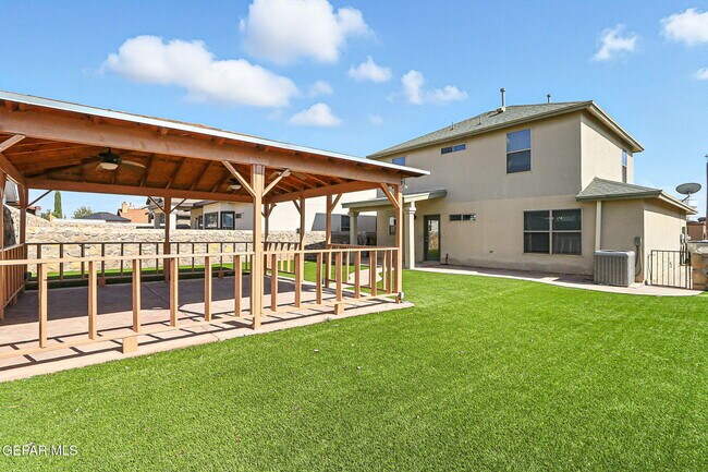 Building Photo - 14407 Misty Point Ct