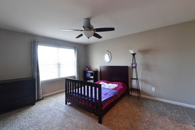 Building Photo - 72 Kimball Grove Ct