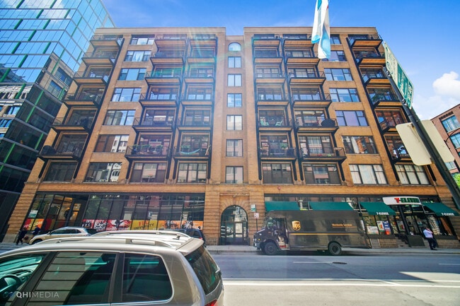 Building Photo - 625 W Jackson Blvd