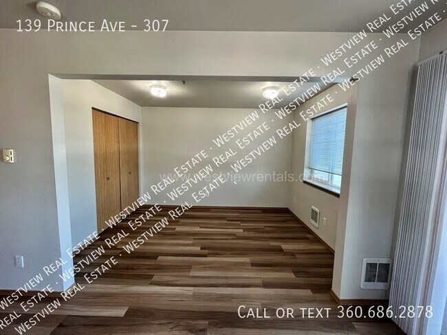 Building Photo - 139 Prince Ave