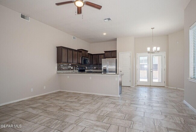 Building Photo - 11140 Catherine Slutter Ln