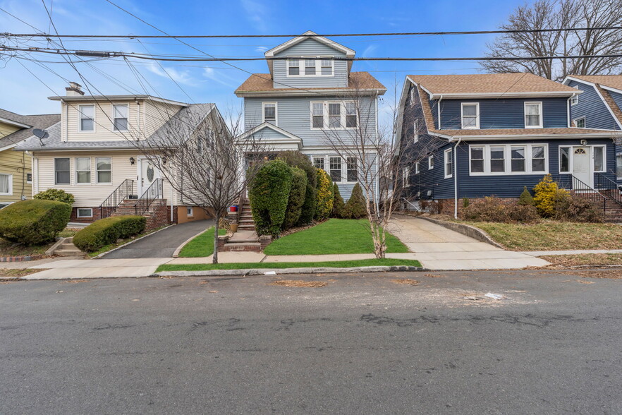 Building Photo - 181 Jacoby Street