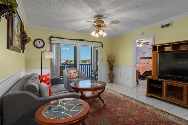 Building Photo - 8211 Brent St