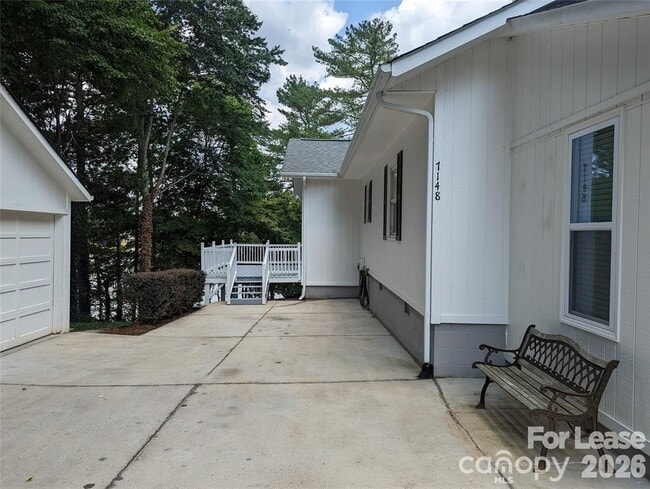Building Photo - 7148 Nancy Lee Cir