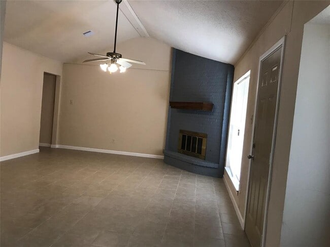 Building Photo - 1306 Wildgrove Dr