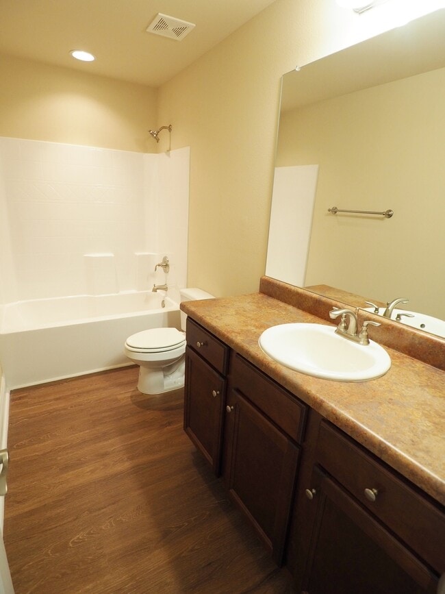 Building Photo - Cozy home in Copperwood Subdivision!