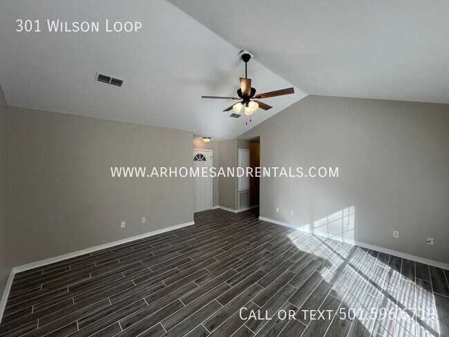 Building Photo - 301 Wilson Loop