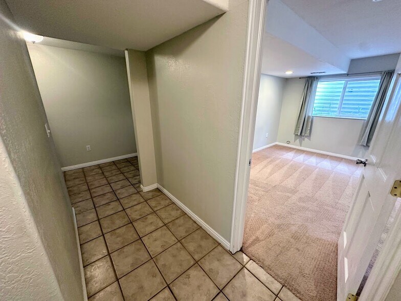 Building Photo - 3453 Kennekuk Cir