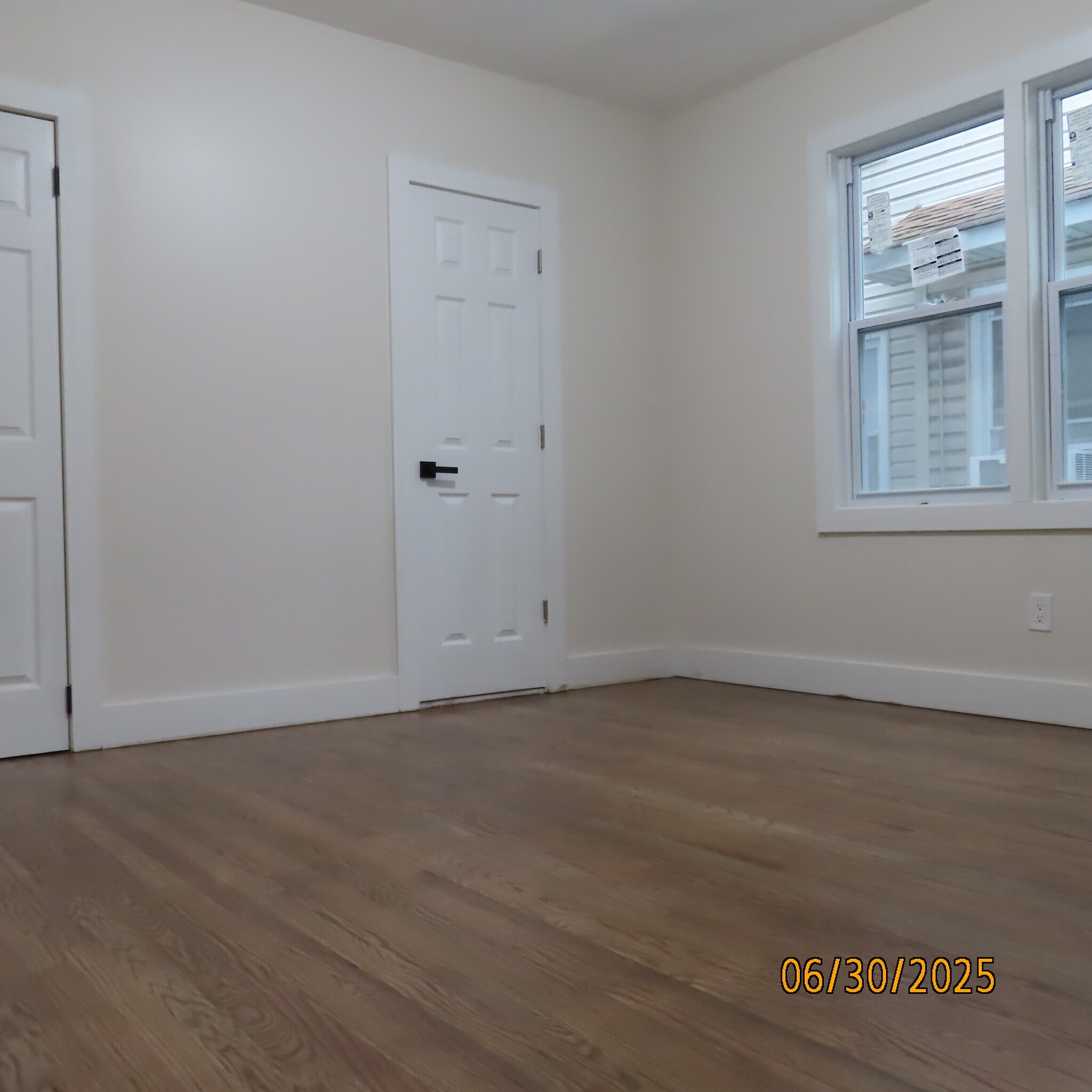Building Photo - 348 Boyden Ave