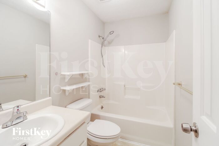 Building Photo - 262 Kesler Ct