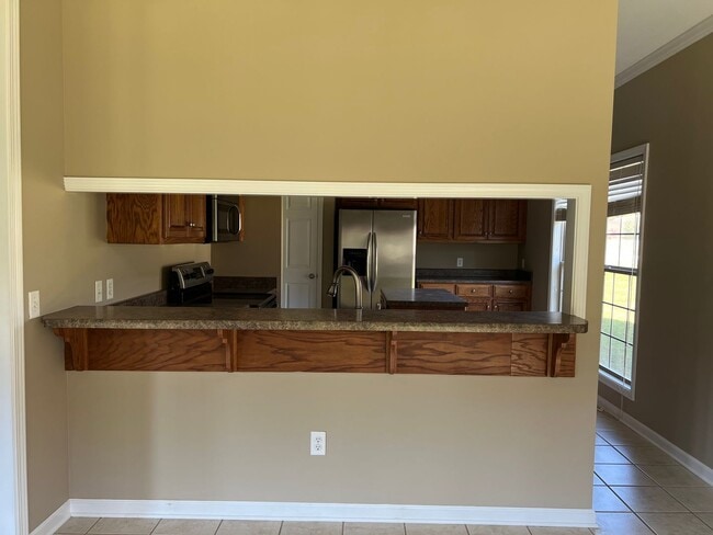 Building Photo - 183 Co Rd 739