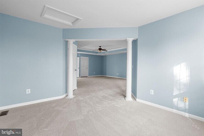 Building Photo - 38 Houser Dr