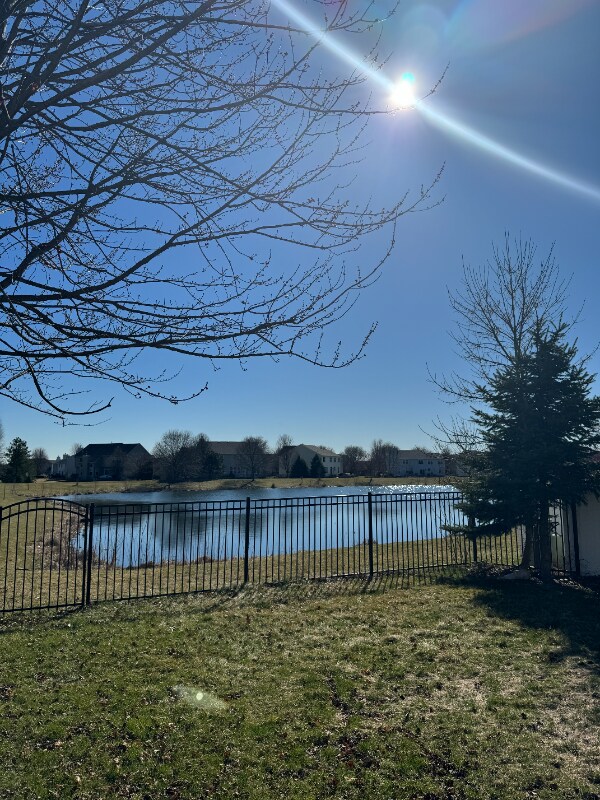 Building Photo - 1689 Apple Valley Rd