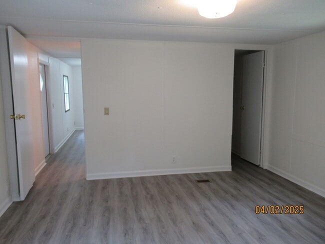 Building Photo - 1225 Ivey St