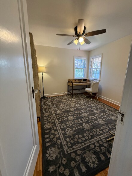 Building Photo - 3322 Snyder Ave
