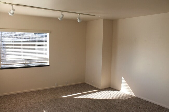 Building Photo - Cayucos Beach House