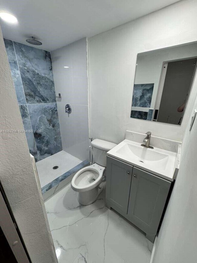 Building Photo - 620 NW 6th St