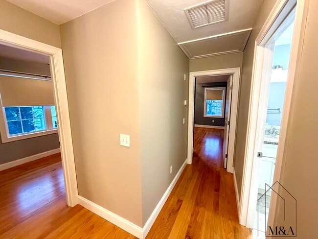 Building Photo - 46B Dominion Rd