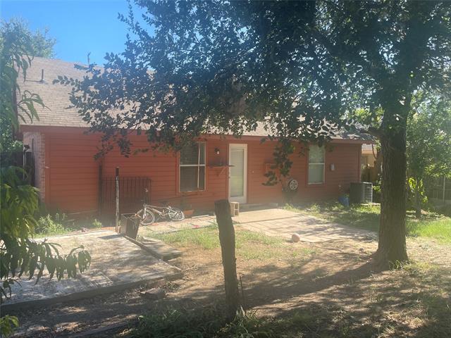 Building Photo - 1267 Cleardale Dr