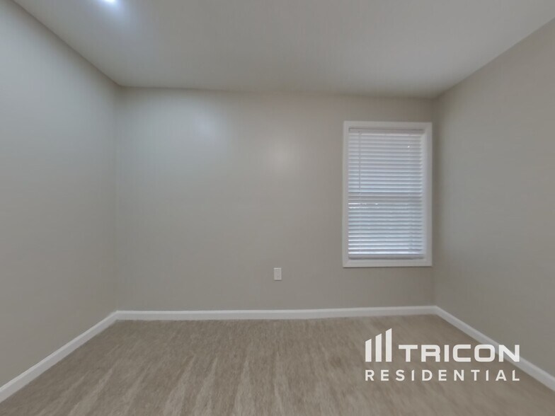 Building Photo - 47 Rosemont Ct