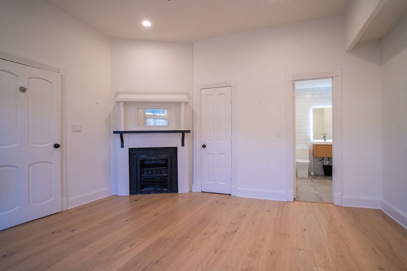 Building Photo - 789 Lake Ave NE