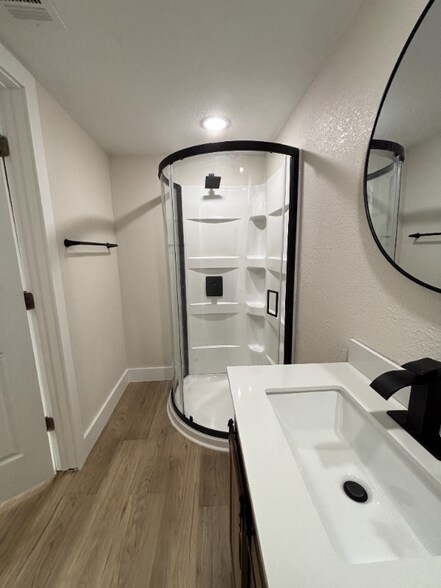 Building Photo - 613 N 2nd St