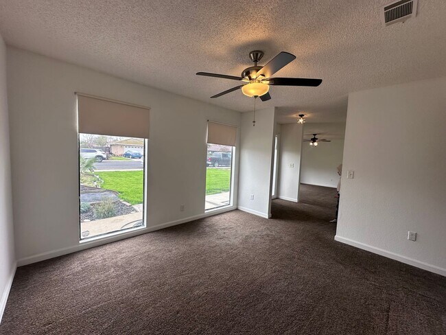 Building Photo - Lemooore home coming soon!