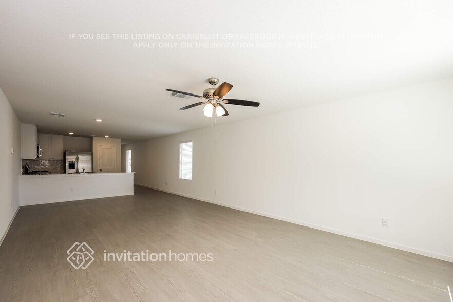 Building Photo - 1521 Pile Trl