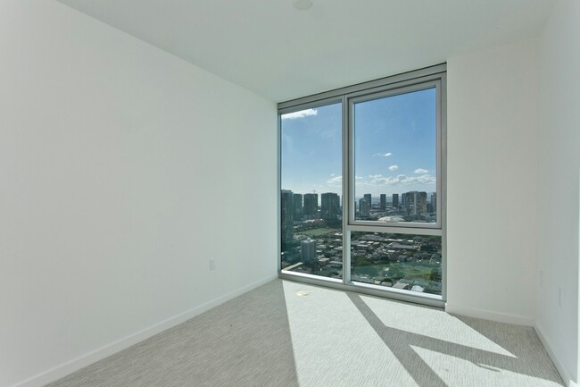 Building Photo - 1515 Liona St