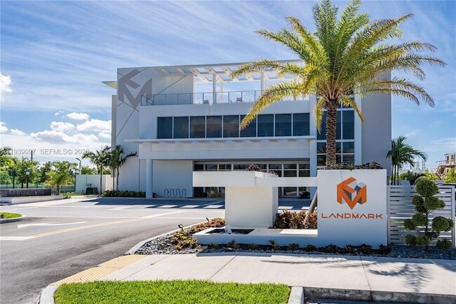 Building Photo - 6410 NW 105th Pl