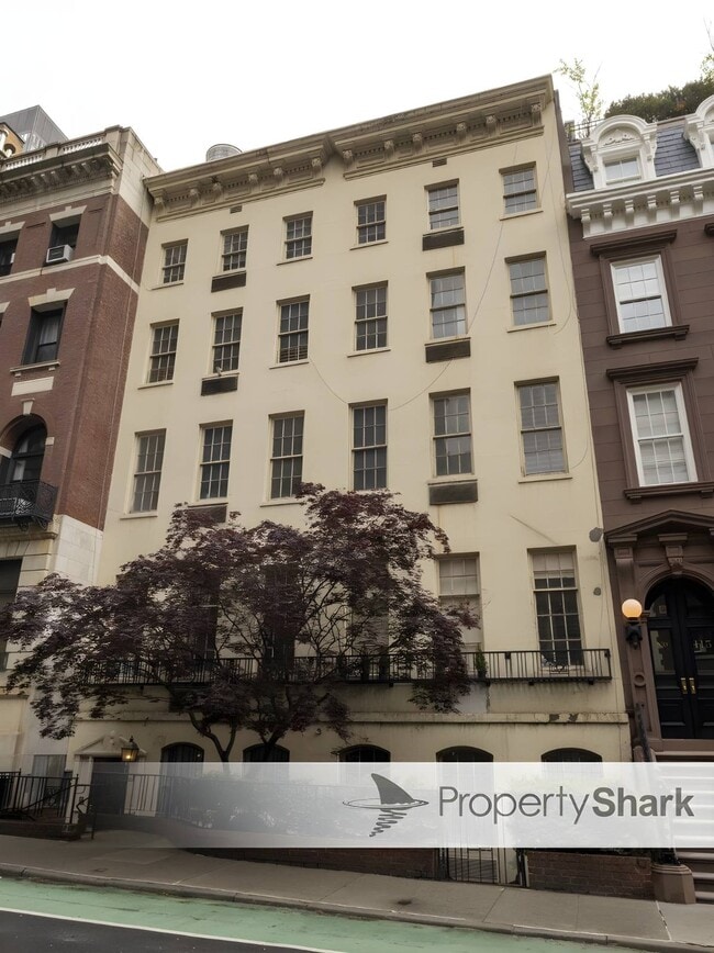 Building Photo - 111 38th St