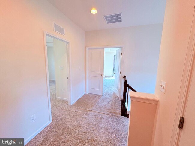 Building Photo - 1071 Coastal Ave