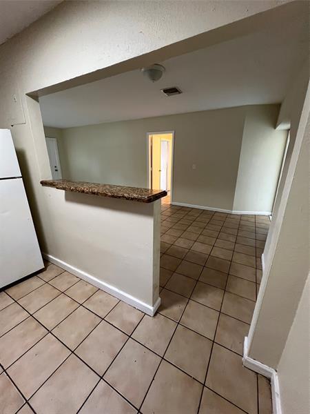 Building Photo - 418 E Evanston Cir