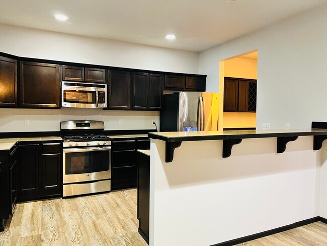 Building Photo - 5815 148th Pl NE