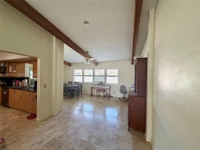 Building Photo - 5501 SW 118th Ave
