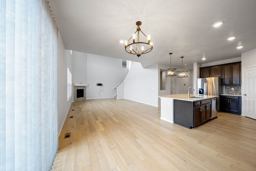 Building Photo - 470 Hyde Park Cir