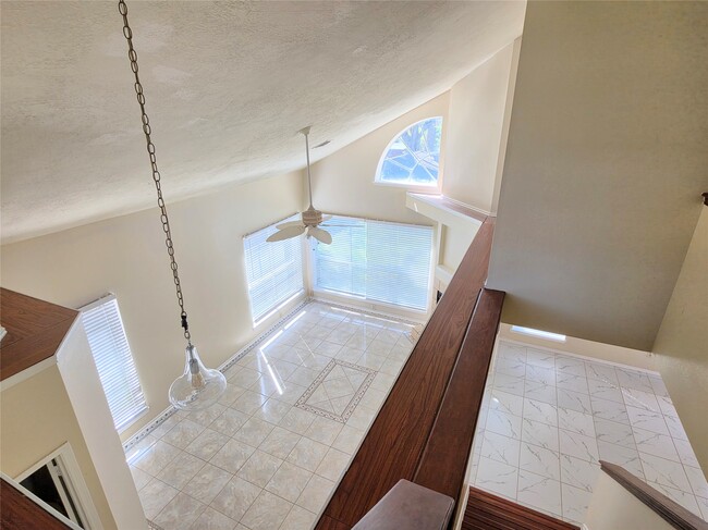 Building Photo - 13939 Plantation Valley Dr