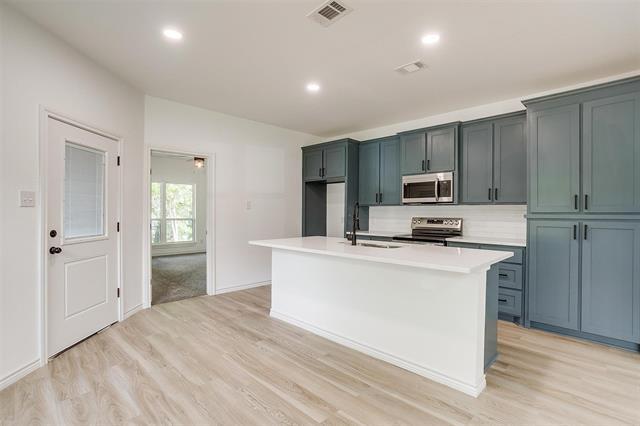 Building Photo - 3815 Silver Creek Ct