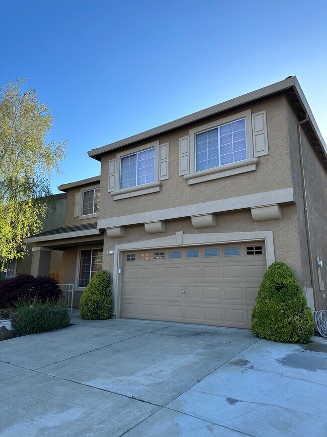 Primary Photo - 2171 Eaton Dr