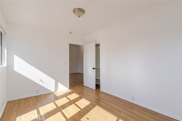 Building Photo - 13015 Vanowen St