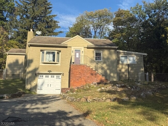 Primary Photo - 980 Black Oak Ridge Rd