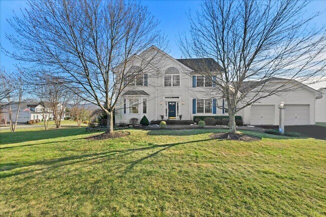 Primary Photo - 1034 Rolling Ridge