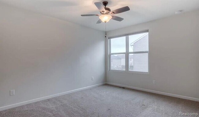 Building Photo - 29845 Macintosh Ln