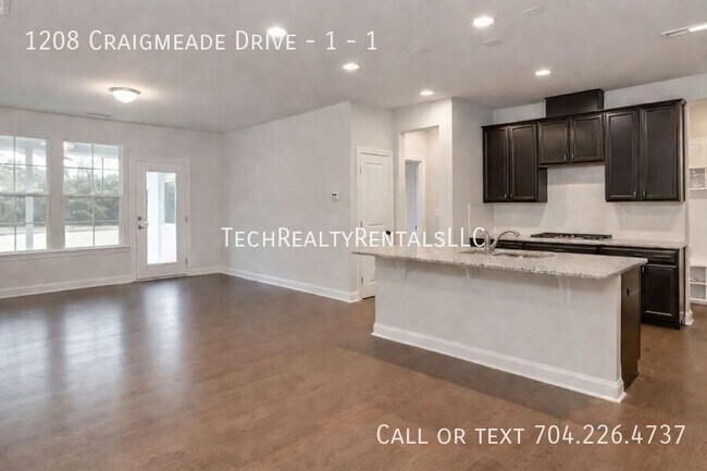 Building Photo - 1208 Craigmeade Dr