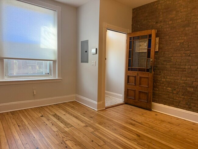 Building Photo - 60 Astor Pl