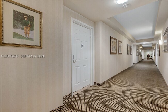 Building Photo - 19501 W Country Club Dr