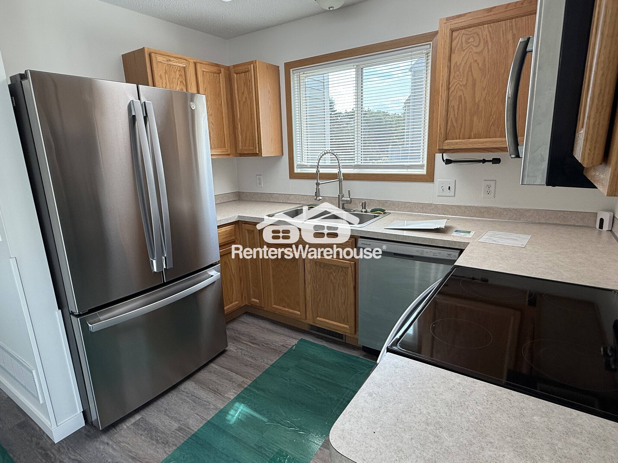 Building Photo - 15573 Flight Way