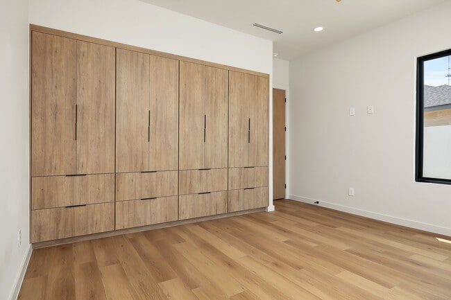 Building Photo - Carey Estates Lot 24