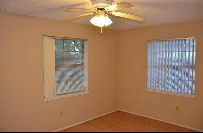 Building Photo - 5617 Cripple Brook Ct